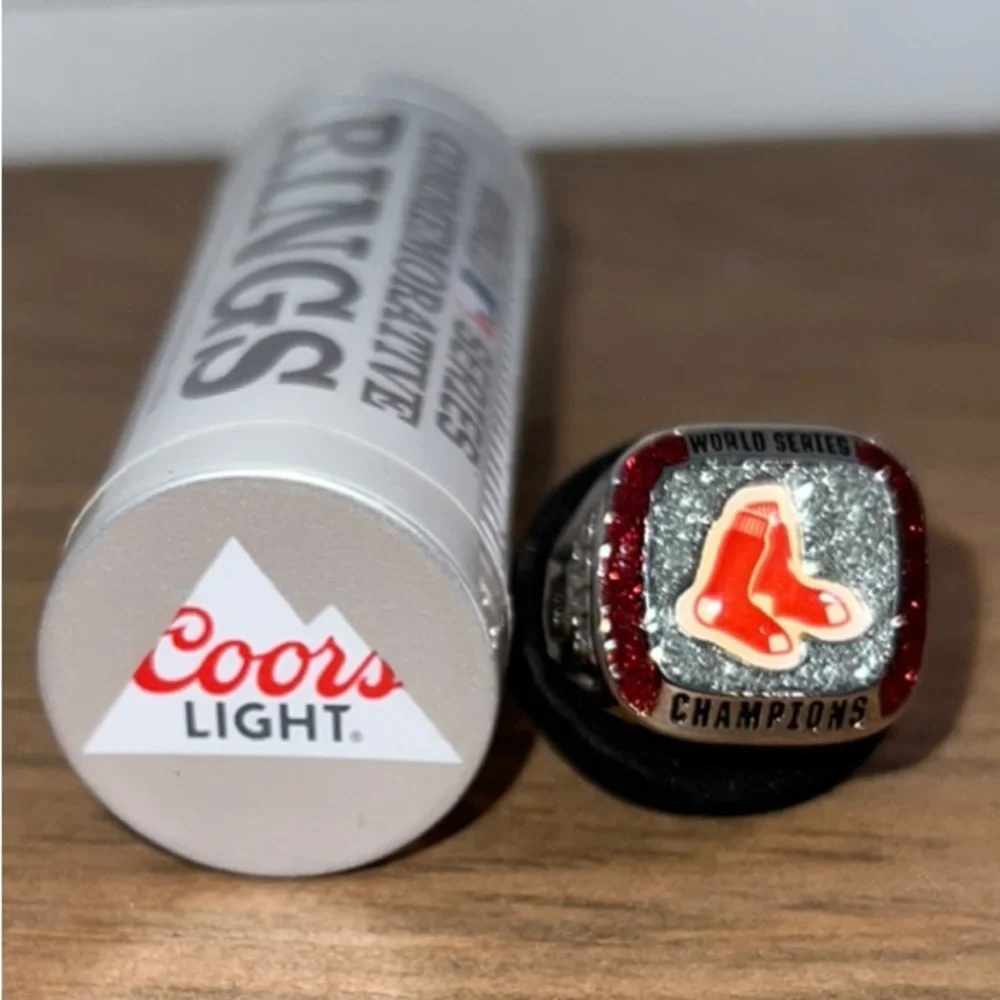 Boston Red Sox Commemorative 2013 Champions Ring - Picture 2 of 10